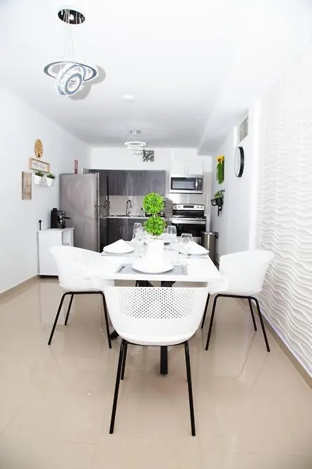 Private Apartmento Airport 7 Minutes Y De La Playa Carolina